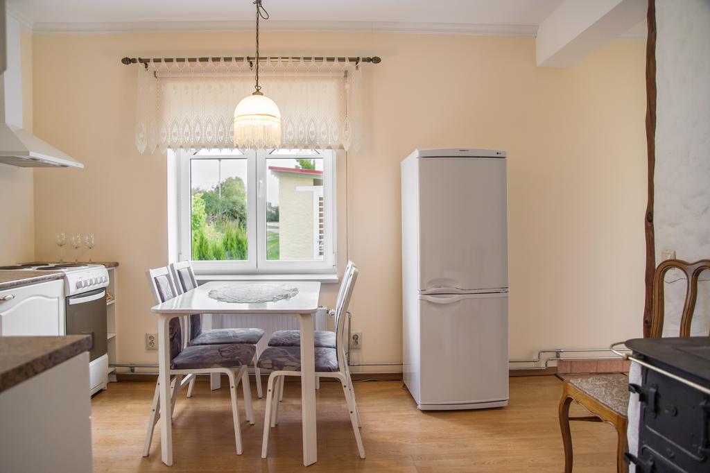 Posti Hostel Kärdla Екстериор снимка