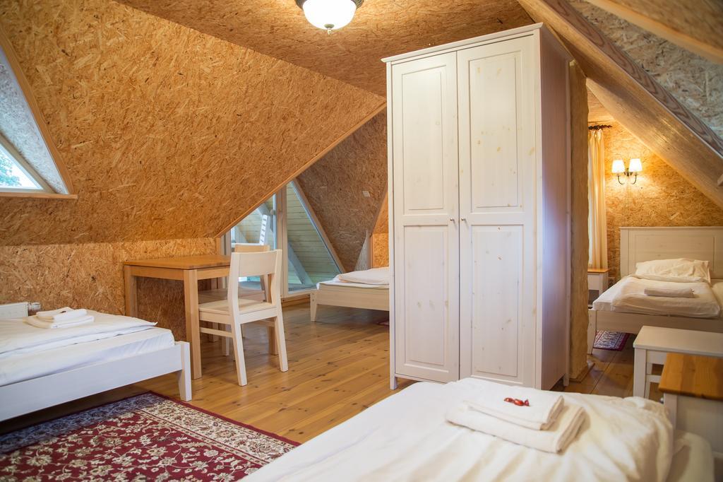 Posti Hostel Kärdla Екстериор снимка
