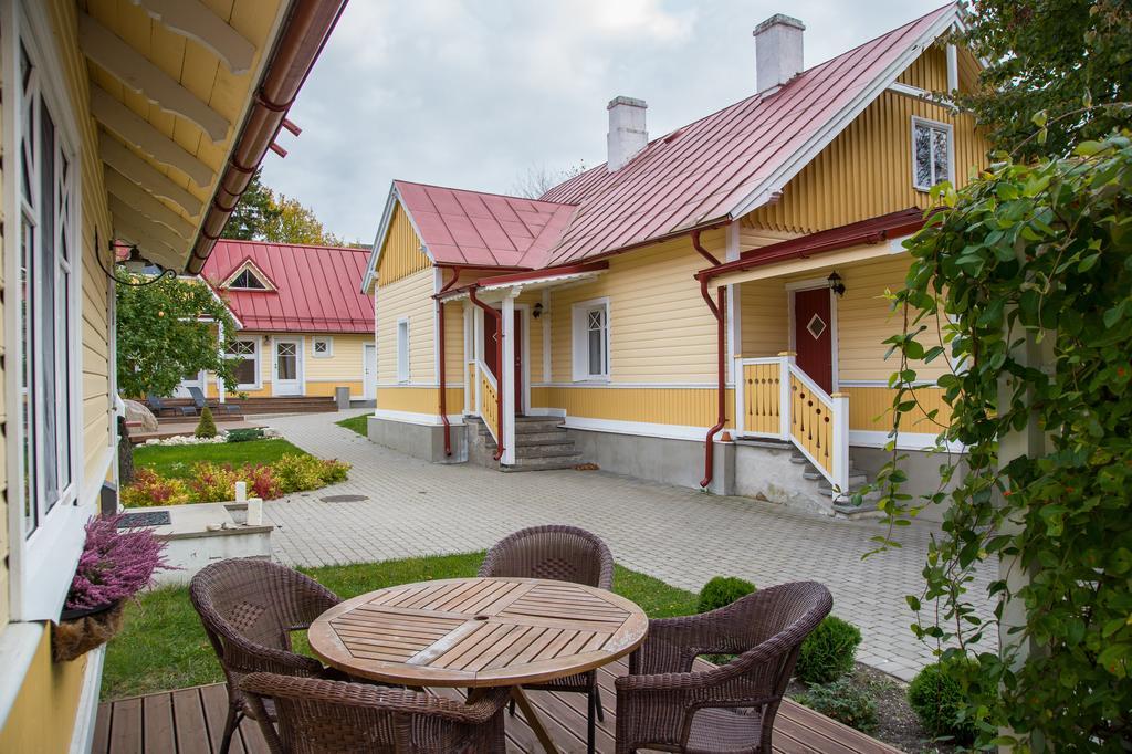Posti Hostel Kärdla Екстериор снимка