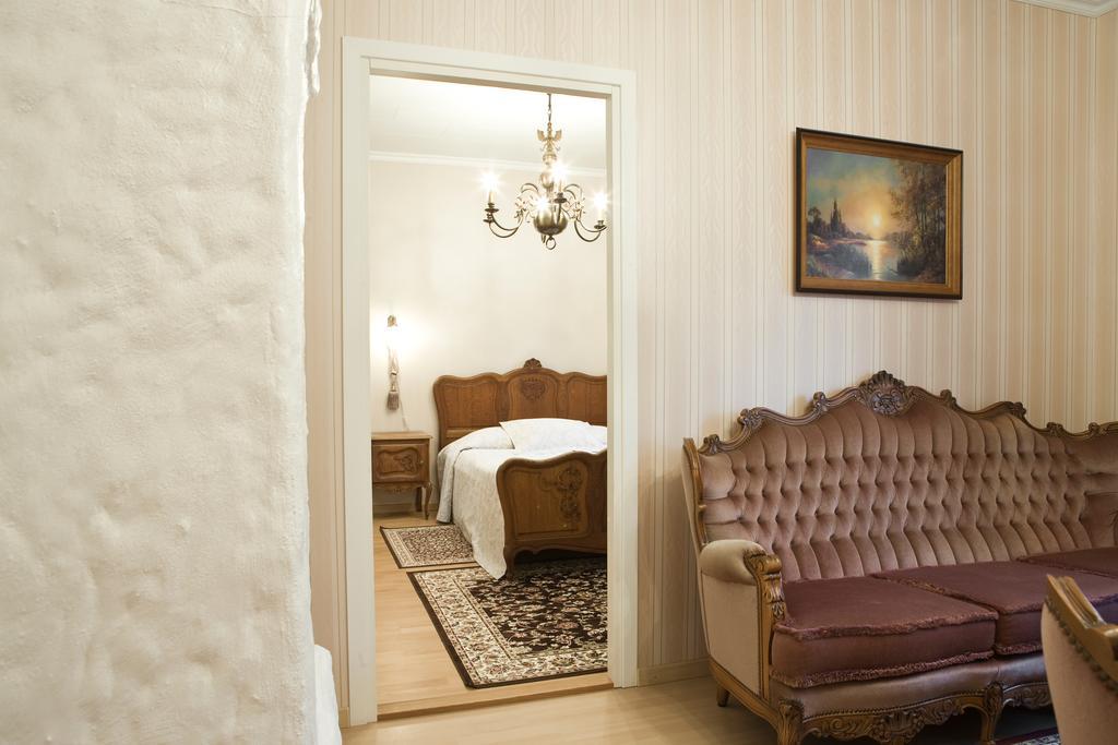 Posti Hostel Kärdla Екстериор снимка