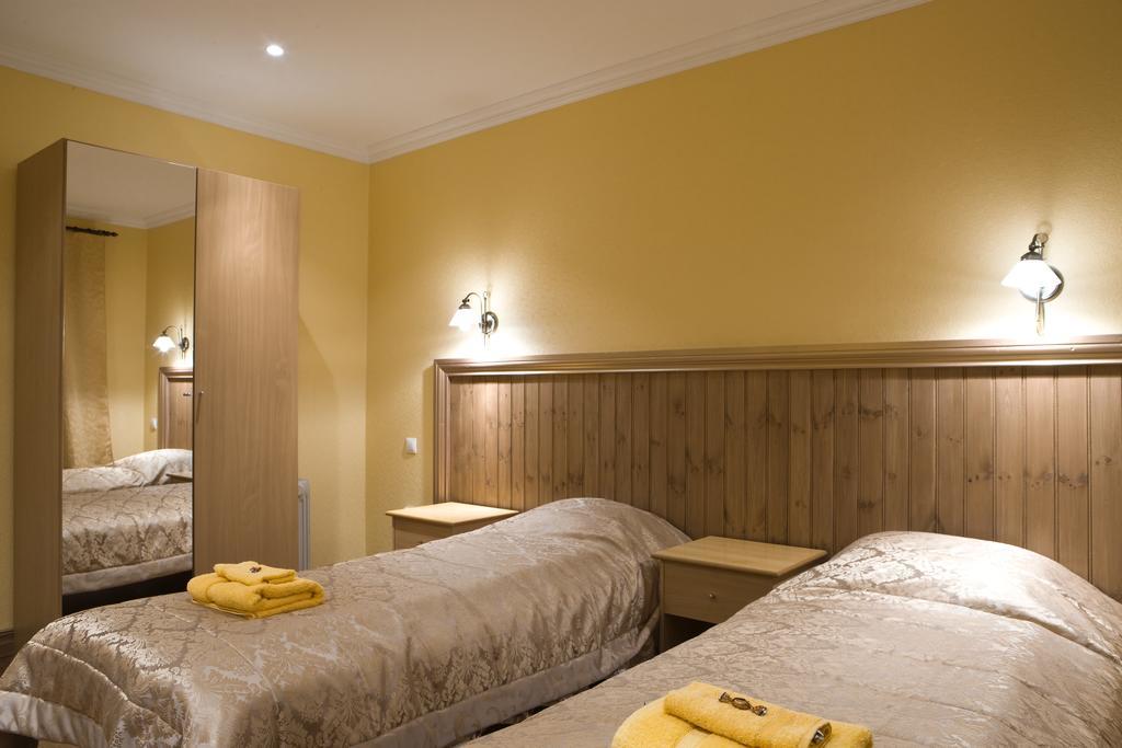 Posti Hostel Kärdla Екстериор снимка