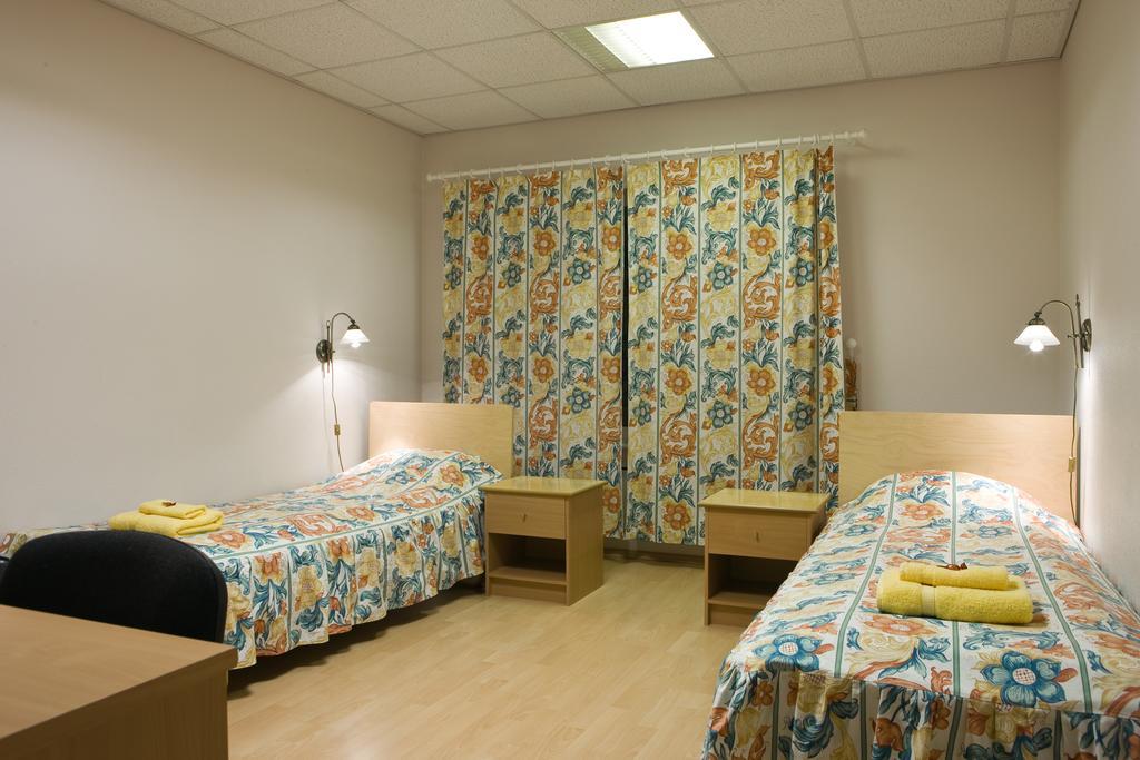 Posti Hostel Kärdla Екстериор снимка
